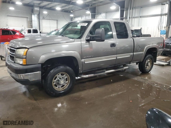 2007 Chevrolet Silverado 2500HD Classic Work Truck with VIN 1GCHK29U97E198900, listed as a Copart auction lot 88054385 with 177,915 mi miles and Salvage Title. Bid and sale history available at carsss.com. Image 1.