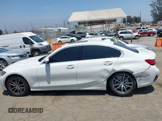 2021 BMW 3 Series 330i с VIN WBA5R1C03MFK81966, выставлен на аукционе IAAI как лот 42483816 с пробегом 50 176 миль миль и . История ставок и продаж доступна на DreamBid. Изображение 14.