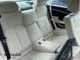 2008 BMW 6 Series 650i z VIN WBAEA53558CV90985, wystawiony jako Copart lot #57308835 z przebiegiem 99 340 mil mil oraz Czysty tytuł • Clean title. Historia ofert i sprzedaży dostępna na DreamBid. Obrazek 6.
