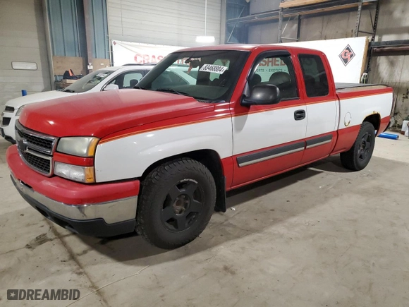 2006 Chevrolet Silverado 1500 LT1 with VIN 1GCEC19Z86Z134697, listed as a Copart auction lot 83468884 with 183,107 mi miles and Clean Title. Bid and sale history available at carsss.com. Image 1.