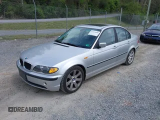 2003 BMW 3 Series 325i with VIN WBAEV33403KL79160, listed as a IAAI auction lot 42123846 with 200,406 mi miles and . Bid and sale history available at DreamBid. Image 17.