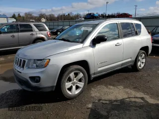 2011 Jeep Compass Latitude with VIN 1J4NF1FB4BD164330, listed as a Copart auction lot 51433545 with 85,642 mi miles and Salvage Title. Bid and sale history available at carsss.com. Image 1.