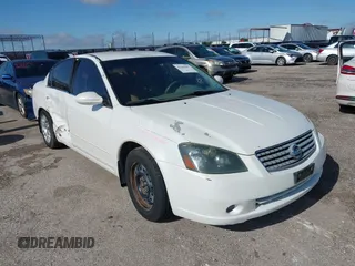 2005 Nissan Altima S z VIN 1N4AL11D35C316913, wystawiony jako IAAI lot #42304207 z przebiegiem 181 342 mil mil oraz . Historia ofert i sprzedaży dostępna na DreamBid. Obrazek 1.