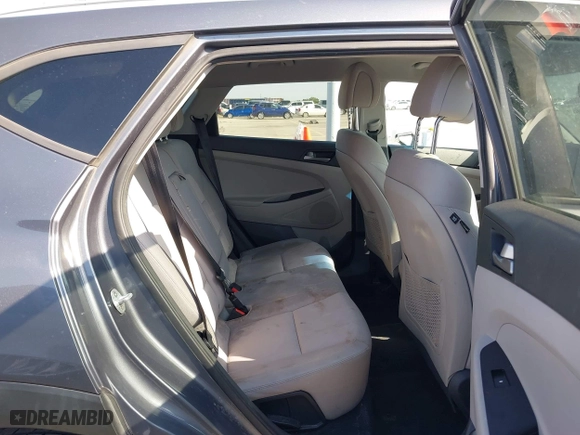 2018 Hyundai Tucson SEL with VIN KM8J33A4XJU725819, listed as a IAAI auction lot 42025469 with 119,866 mi miles. Bid and sale history available at carsss.com. Image 8.