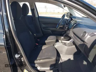 2024 Mitsubishi Mirage ES z VIN ML32FUFJXRHF07510, wystawiony jako IAAI lot #41626528 z przebiegiem 3 959 mil mil oraz . Historia ofert i sprzedaży dostępna na DreamBid. Obrazek 5.