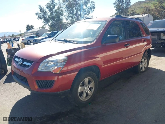 2009 Kia Sportage LX with VIN KNDJF724597592866, listed as a IAAI auction lot 41824359 with 138,578 mi miles. Bid and sale history available at carsss.com. Image 2.
