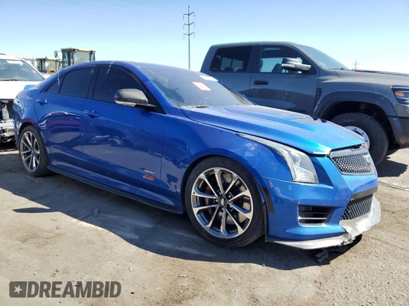 2016 Cadillac ATS-V z VIN 1G6AN5SY8G0158380, wystawiony jako Copart lot #69688174 z przebiegiem 27 879 mil mil oraz Nie do naprawy. Historia ofert i sprzedaży dostępna na DreamBid. Obrazek 4.
