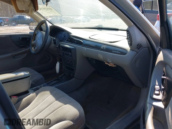 2001 Chevrolet Malibu with VIN 1G1ND52J116140319, listed as a IAAI auction lot 41539352 with 221,234 mi miles. Bid and sale history available at carsss.com. Image 5.