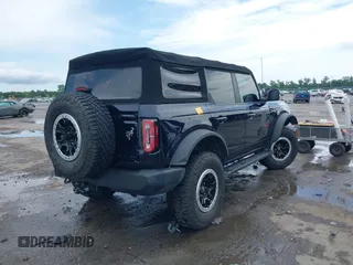 2021 Ford Bronco z VIN 1FMEE5DP2MLA89419, wystawiony jako IAAI lot #42346223 z przebiegiem Nie podano mil oraz . Historia ofert i sprzedaży dostępna na DreamBid. Obrazek 4.