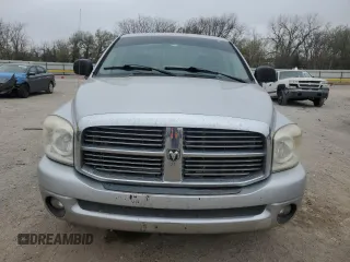 2008 Dodge 1500 SLT z VIN 1D7HA18N38S568092, wystawiony jako Copart lot #51118865 z przebiegiem 156 240 mil mil oraz Szkoda całkowita • Salvage title. Historia ofert i sprzedaży dostępna na DreamBid. Obrazek 5.