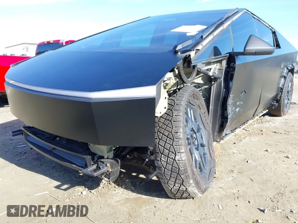 2024 Tesla Cybertruck z VIN 7G2CEHEDXRA022640, wystawiony jako IAAI lot #41423630 z przebiegiem 18 474 mil mil oraz . Historia ofert i sprzedaży dostępna na DreamBid. Obrazek 21.