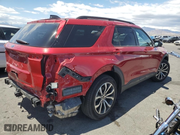 2025 Ford Explorer ST-Line with VIN 1FMUK7KH9SGA40462, listed as a Copart auction lot 54848405 with 8,111 mi miles and Salvage title. Bid and sale history available at DreamBid. Image 3.