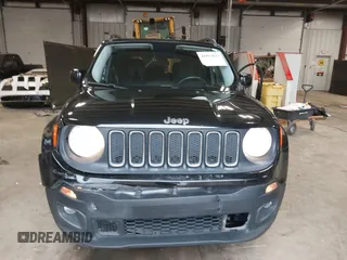 2017 Jeep Renegade Latitude with VIN ZACCJBBB6HPG34746, listed as a IAAI auction lot 41915833 with 60,814 mi miles. Bid and sale history available at carsss.com. Image 13.