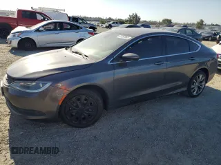 2015 Chrysler 200 LX z VIN 1C3CCCFB6FN706601, wystawiony jako Copart lot #57357085 z przebiegiem 146 429 mil mil oraz Szkoda całkowita • Salvage title. Historia ofert i sprzedaży dostępna na DreamBid. Obrazek 1.