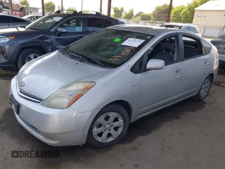2008 Toyota Prius with VIN JTDKB20UX87694670, listed as a IAAI auction lot 42136276 with 275,413 mi miles and . Bid and sale history available at DreamBid. Image 2.