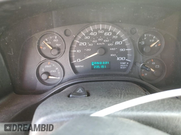 2006 Chevrolet Express Passenger z VIN 1GAHG35U361256706, wystawiony jako Copart lot #53382965 z przebiegiem 235 191 mil mil oraz Tytuł czysty. Historia ofert i sprzedaży dostępna na DreamBid. Obrazek 9.