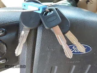 2011 Ford F-250 XL с VIN 1FT7X2B66BEB10807, выставлен на аукционе IAAI как лот 42276935 с пробегом 276 613 миль миль и . История ставок и продаж доступна на DreamBid. Изображение 11.