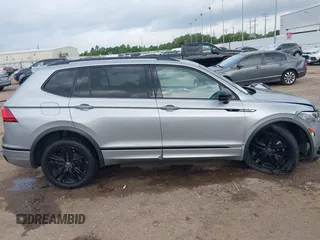 2022 Volkswagen Tiguan SE R-Line Black с VIN 3VVCB7AX6NM075609, выставлен на аукционе IAAI как лот 42156893 с пробегом 189 280 миль миль и . История ставок и продаж доступна на DreamBid. Изображение 13.