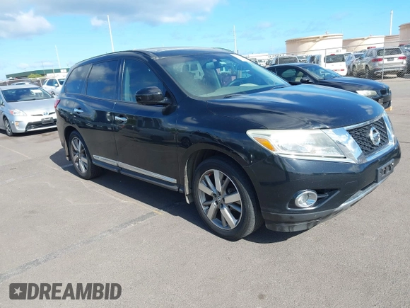 2014 Nissan Pathfinder SL with VIN 5N1AR2MM9EC639952, listed as a IAAI auction lot 42216892 with 140,253 mi miles. Bid and sale history available at carsss.com. Image 1.