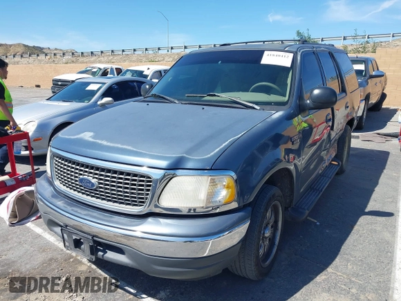 2000 Ford Expedition XLT with VIN 1FMRU1561YLB33693, listed as a IAAI auction lot 41840412 with 1 mi miles. Bid and sale history available at carsss.com. Image 2.