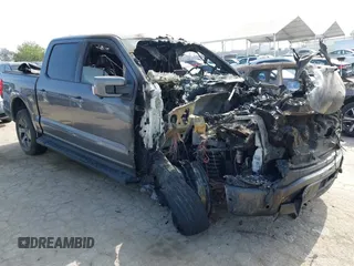 2023 Ford F-150 Lightning Pro z VIN 1FTVW1EV5PWG19585, wystawiony jako IAAI lot #42343575 z przebiegiem Nie podano mil oraz . Historia ofert i sprzedaży dostępna na DreamBid. Obrazek 1.