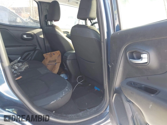2020 Jeep Renegade Latitude z VIN ZACNJBBB3LPL87460, wystawiony jako IAAI lot #41547700 z przebiegiem 75 000 mil mil oraz . Historia ofert i sprzedaży dostępna na DreamBid. Obrazek 8.