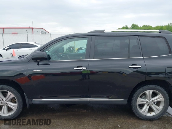 2012 Toyota Highlander Limited with VIN 5TDDK3EH6CS139367, listed as a IAAI auction lot 42203725 with 124,606 mi miles and . Bid and sale history available at DreamBid. Image 15.