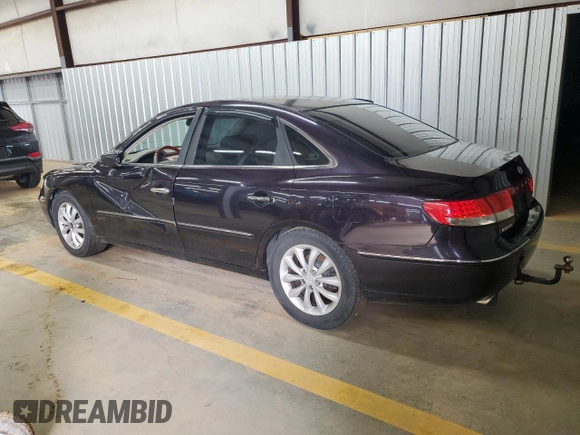 2006 Hyundai Azera SE with VIN KMHFC46F36A096628, listed as a Copart auction lot 61042145 with 229,357 mi miles and Salvage title. Bid and sale history available at DreamBid. Image 2.