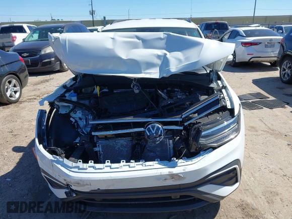 2024 Volkswagen Tiguan S with VIN 3VVRB7AX0RM228680, listed as a IAAI auction lot 41712832 with 238 mi miles and . Bid and sale history available at DreamBid. Image 6.