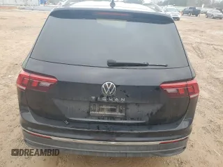 2023 Volkswagen Tiguan S z VIN 3VVRB7AX5PM038208, wystawiony jako Copart lot #44760825 z przebiegiem 33 661 mil mil oraz Szkoda całkowita • Salvage title. Historia ofert i sprzedaży dostępna na DreamBid. Obrazek 6.