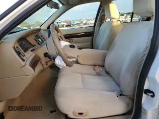 2006 Mercury Grand Marquis GS z VIN 2MEFM74V26X621309, wystawiony jako Copart lot #76454214 z przebiegiem 59 171 mil mil oraz Szkoda całkowita • Salvage title. Historia ofert i sprzedaży dostępna na DreamBid. Obrazek 7.