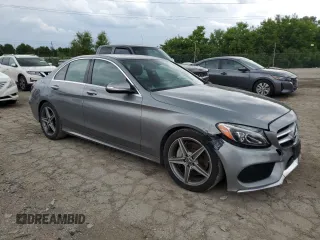 2015 Mercedes-Benz C 300 z VIN 55SWF4JB7FU066621, wystawiony jako Copart lot #58784595 z przebiegiem 141 976 mil mil oraz Czysty tytuł • Clean title. Historia ofert i sprzedaży dostępna na DreamBid. Obrazek 4.