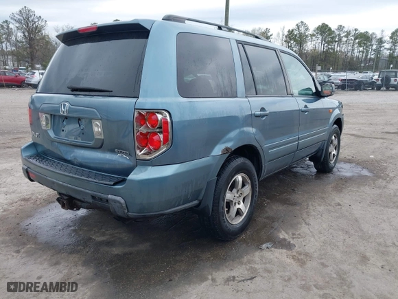 2006 Honda Pilot EX with VIN 2HKYF18486H529772, listed as a IAAI auction lot 41942985 with 182,872 mi miles. Bid and sale history available at carsss.com. Image 4.
