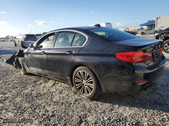 2019 BMW 5 Series 530i xDrive with VIN WBAJA7C57KWW47882, listed as a Copart auction lot 45527525 with 81,960 mi miles and Non Repairable. Bid and sale history available at carsss.com. Image 2.