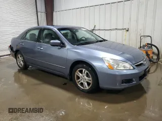2007 Honda Accord EX с VIN 1HGCM56767A203628, выставлен на аукционе Copart как лот 54379755 с пробегом 106 556 миль миль и Списание • Salvage title. История ставок и продаж доступна на DreamBid. Изображение 4.
