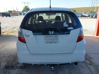 2013 Honda Fit with VIN JHMGE8H37DC063550, listed as a IAAI auction lot 41786000 with 187,854 mi miles. Bid and sale history available at carsss.com. Image 17.