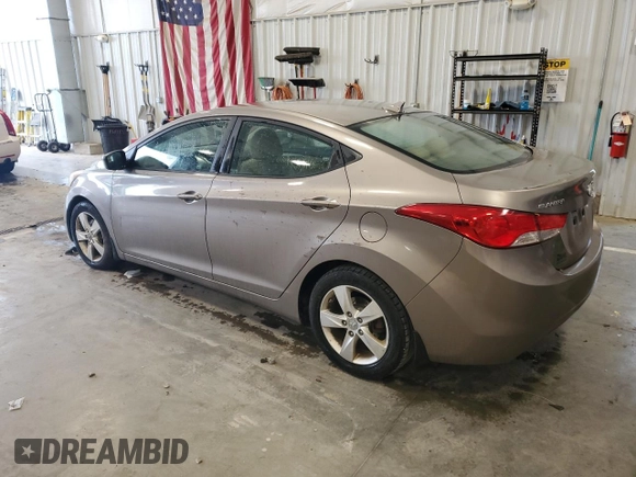 2012 Hyundai Elantra Limited z VIN 5NPDH4AE9CH141460, wystawiony jako Copart lot #58363825 z przebiegiem 138 407 mil mil oraz Czysty tytuł • Clean title. Historia ofert i sprzedaży dostępna na DreamBid. Obrazek 2.