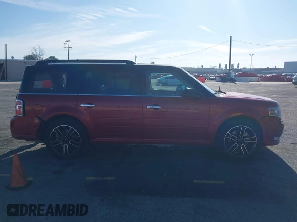 2014 Ford Flex Limited with VIN 2FMGK5D85EBD33530, listed as a IAAI auction lot 41631399 with 93,507 mi miles. Bid and sale history available at carsss.com. Image 13.