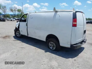 2005 Chevrolet Express Cargo z VIN 1GCGG25V451190638, wystawiony jako IAAI lot #42324482 z przebiegiem 649 488 mil mil oraz . Historia ofert i sprzedaży dostępna na DreamBid. Obrazek 3.
