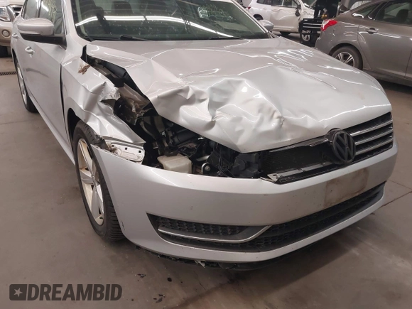 2013 Volkswagen Passat SE with VIN 1VWBH7A39DC145297, listed as a IAAI auction lot 42048991 with 146,897 mi miles and . Bid and sale history available at DreamBid. Image 6.