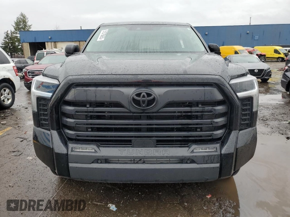 2024 Toyota Tundra SR5 with VIN 5TFLA5DB4RX156730, listed as a Copart auction lot 51575655 with 11,426 mi miles and Clean title. Bid and sale history available at DreamBid. Image 5.