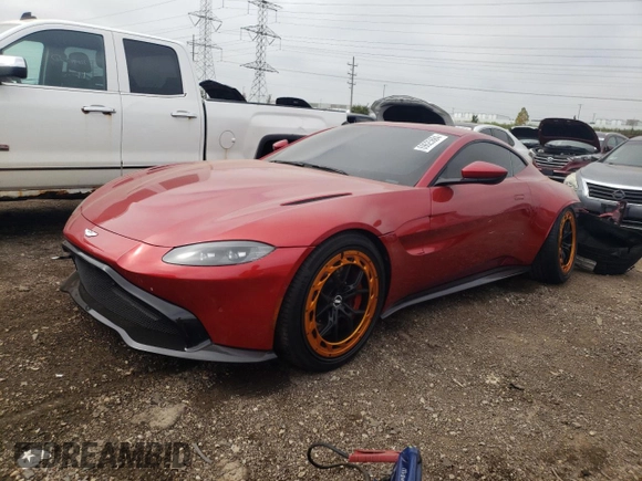 2020 Aston Martin Vantage z VIN SCFSMGAW8LGN03717, wystawiony jako Copart lot #69625684 z przebiegiem 26 594 mil mil oraz Szkoda całkowita • Salvage title. Historia ofert i sprzedaży dostępna na DreamBid. Obrazek 1.