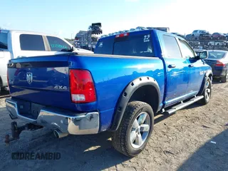 2017 Ram 1500 Big Horn z VIN 3C6RR7LT1HG613738, wystawiony jako IAAI lot #42263410 z przebiegiem 168 816 mil mil oraz . Historia ofert i sprzedaży dostępna na DreamBid. Obrazek 4.