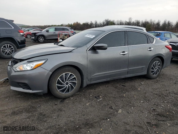2017 Nissan Altima 2.5 SR with VIN 1N4AL3AP0HC213779, listed as a Copart auction lot 53044205 with 136,078 mi miles and Salvage Title. Bid and sale history available at carsss.com. Image 1.