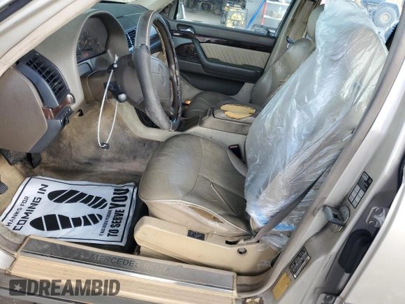 1996 Mercedes-Benz S 320 with VIN WDBGA32E2TA292415, listed as a Copart auction lot 86072834 with 265,496 mi miles and Clean Title. Bid and sale history available at DreamBid. Image 7.