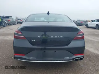 2023 Genesis G70 2.0T z VIN KMTG34TA5PU123377, wystawiony jako IAAI lot #41632566 z przebiegiem 12 184 mil mil oraz . Historia ofert i sprzedaży dostępna na DreamBid. Obrazek 16.