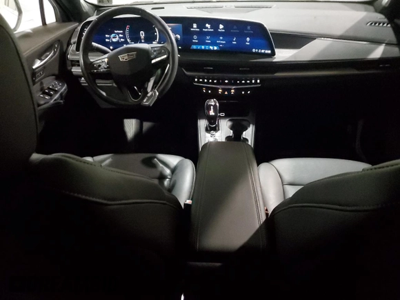 2024 Cadillac XT4 AWD Premium Luxury z VIN 1GYFZDR49RF100387, wystawiony jako Copart lot #76304794 z przebiegiem 14 649 mil mil oraz Szkoda całkowita • Salvage title. Historia ofert i sprzedaży dostępna na DreamBid. Obrazek 8.