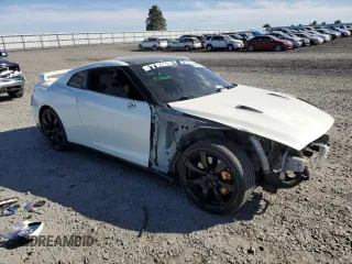 2009 Nissan GT-R Premium z VIN JN1AR54F89M250164, wystawiony jako Copart lot #71599114 z przebiegiem 61 041 mil mil oraz Szkoda całkowita • Salvage title. Historia ofert i sprzedaży dostępna na DreamBid. Obrazek 4.