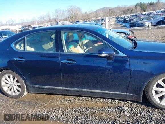 2010 Lexus LS 460 с VIN JTHCL5EFXA5005823, выставлен на аукционе IAAI как лот 41322153 с пробегом 194 886 миль миль и . История ставок и продаж доступна на DreamBid. Изображение 13.