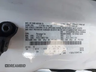 2017 Ford C-Max Energi SE with VIN 1FADP5EU8HL100904, listed as a IAAI auction lot 41474814 with 60,780 mi miles. Bid and sale history available at carsss.com. Image 9.